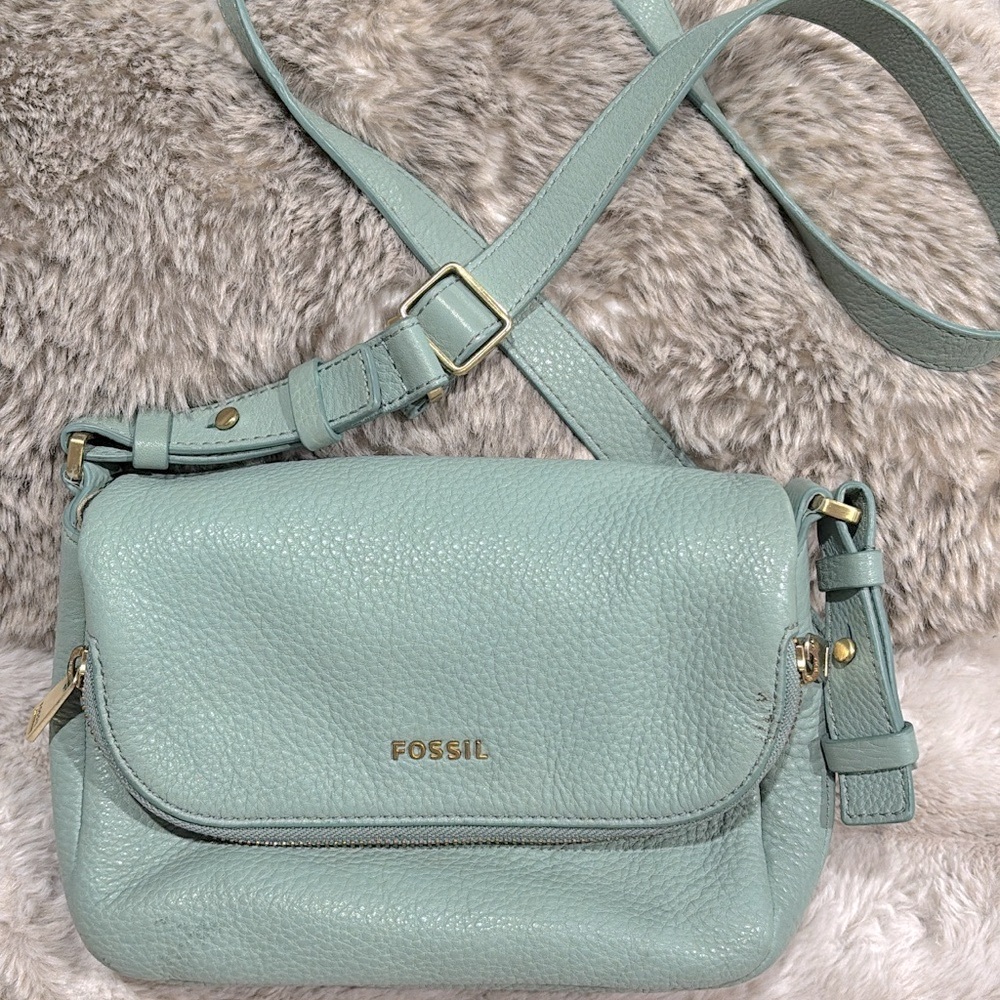 Fossil Teal Crossbody Bag with Adjustable Straps - EUC